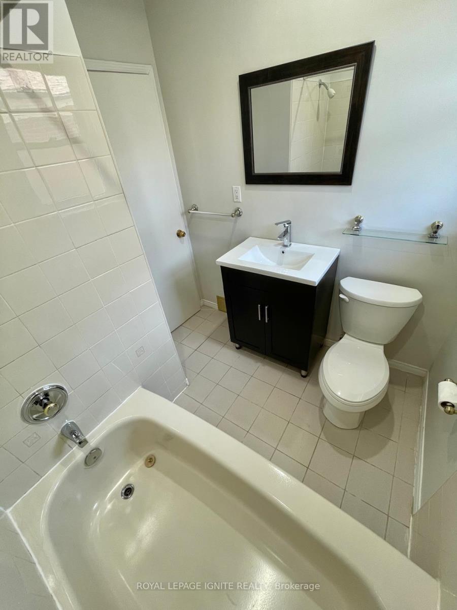 Room - 39 Greenock Avenue, Toronto, Ontario  M1G 2Z7 - Photo 7 - E12690602