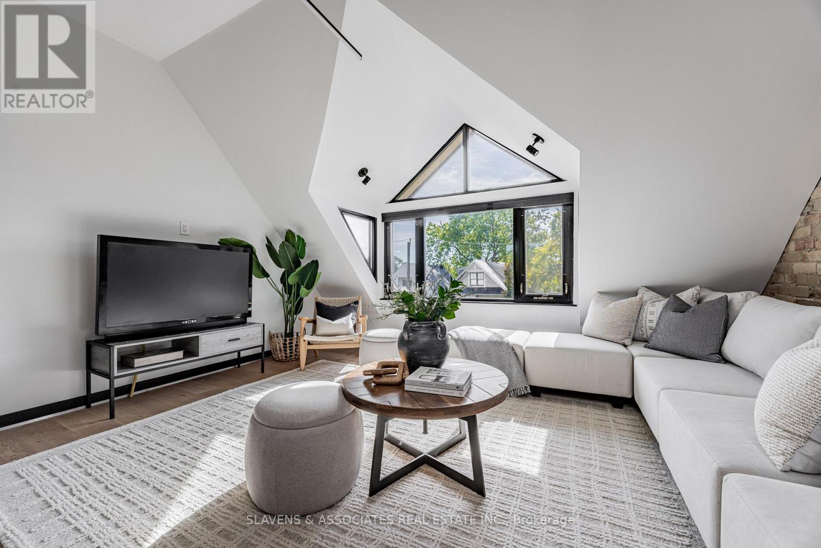 38 Wroxeter Avenue, Toronto, Ontario  M4K 1J6 - Photo 25 - E12690616