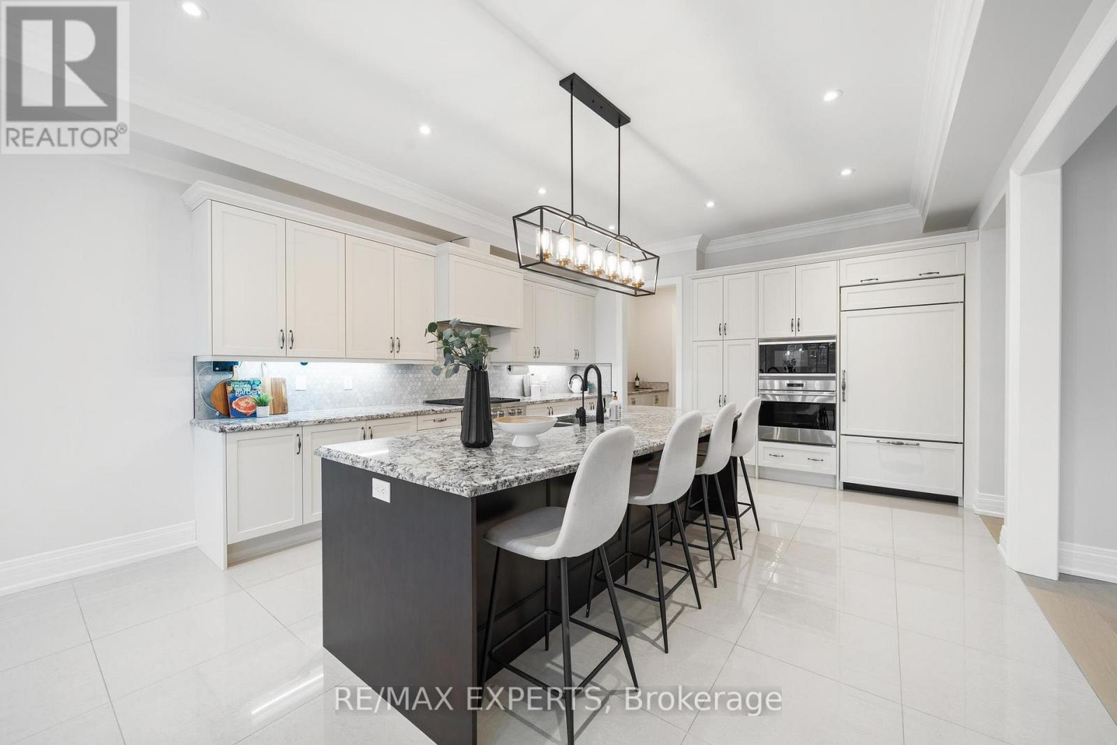 16 Raymond Love Court, King, Ontario  L7B 0M7 - Photo 17 - N12690520