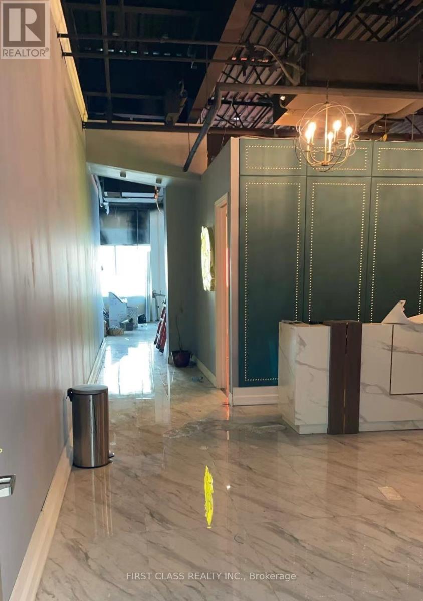 312 - 9390 Woodbine Avenue, Markham, Ontario  L6C 0M5 - Photo 4 - N12690634