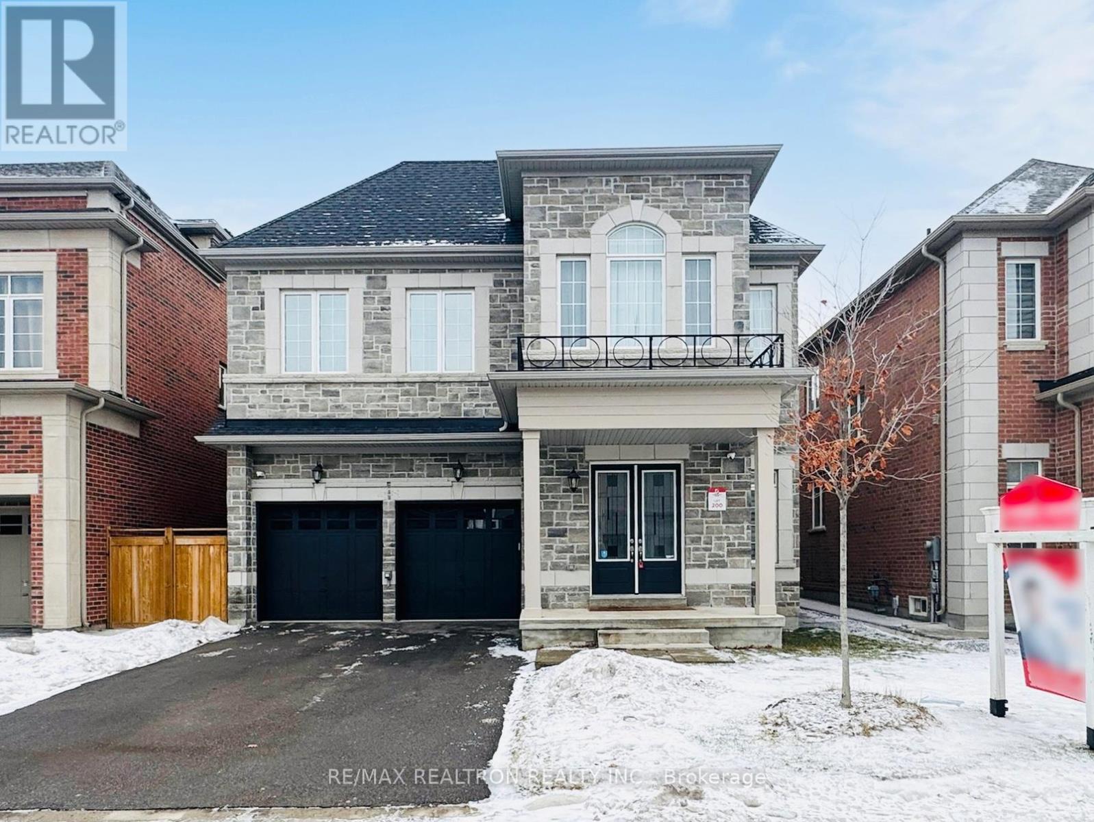 48 RED GIANT STREET W, Richmond Hill, Ontario