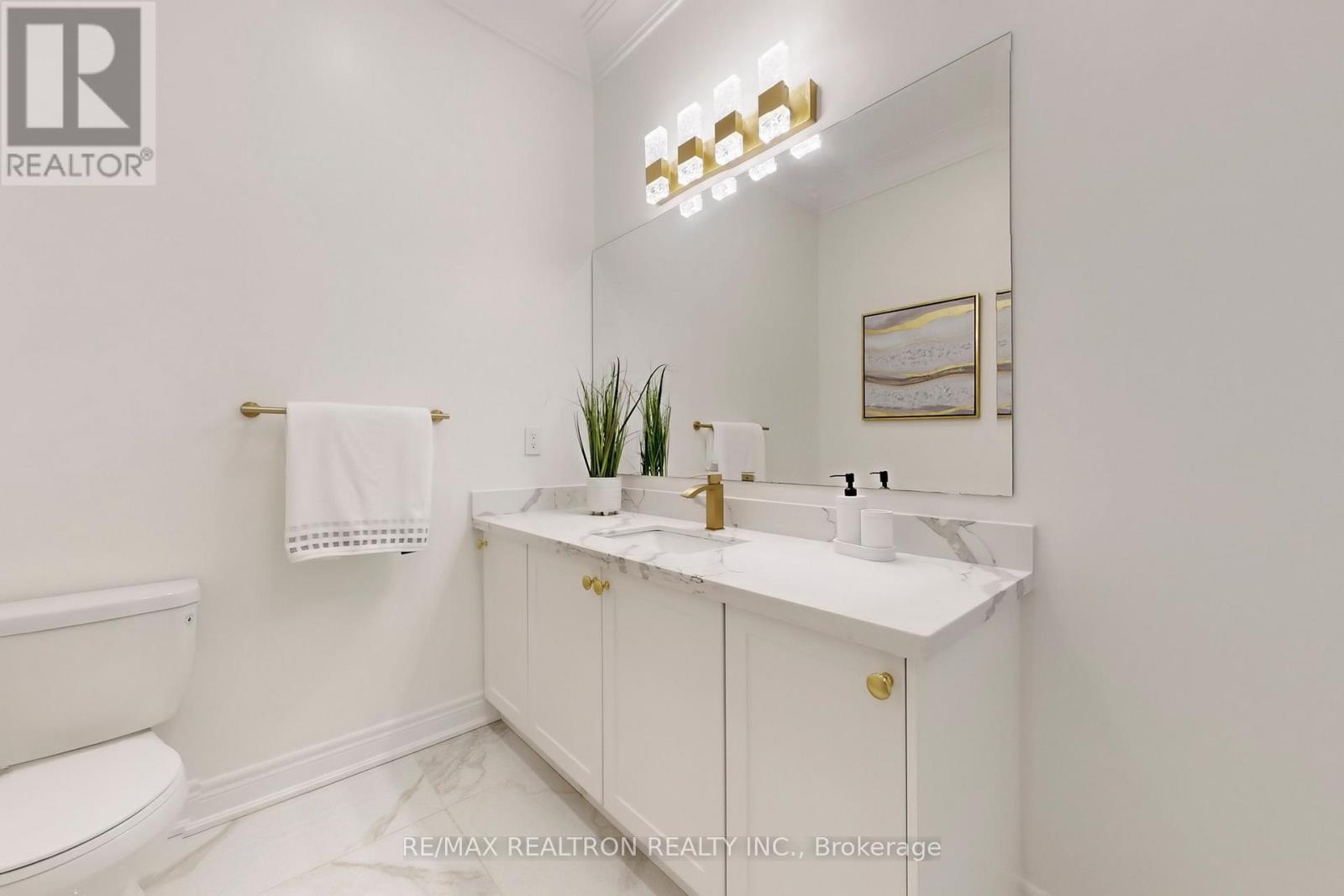 48 Red Giant Street W, Richmond Hill, Ontario  L4C 4Y4 - Photo 12 - N12690740