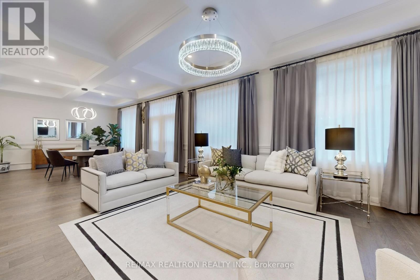 48 Red Giant Street W, Richmond Hill, Ontario  L4C 4Y4 - Photo 2 - N12690740