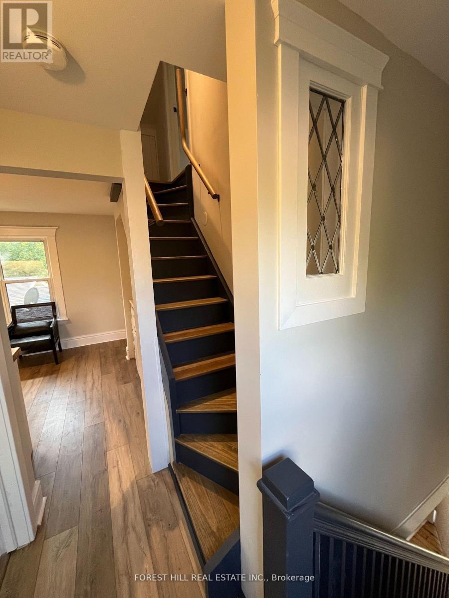 Upper - 324 Andrew Street, Newmarket, Ontario  L3Y 1H3 - Photo 12 - N12690776