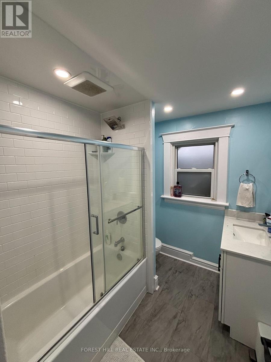 Upper - 324 Andrew Street, Newmarket, Ontario  L3Y 1H3 - Photo 16 - N12690776