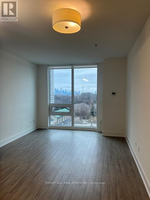 711 - 310 Tweedsmuir Avenue, Toronto, Ontario  M5P 2Y2 - Photo 9 - C12600900