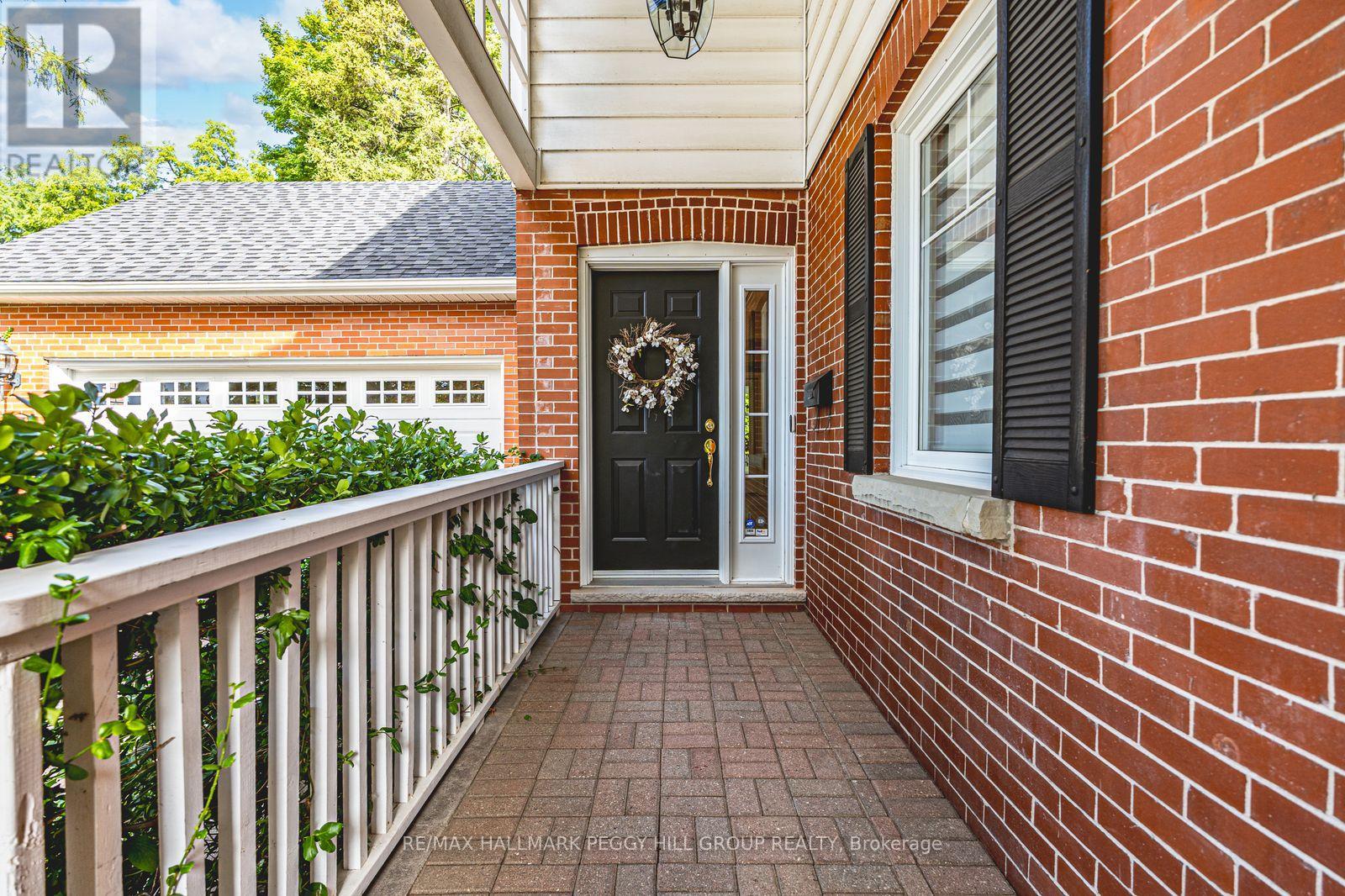 150 Collingwood Street, Barrie, Ontario  L4M 5M3 - Photo 30 - S12690508