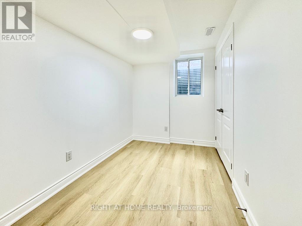 Basement - 12 Unicorn Lane, Barrie, Ontario  L4M 7G8 - Photo 7 - S12690648