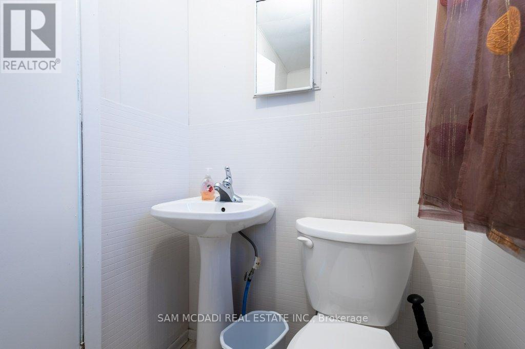 5 River Road E, Wasaga Beach, Ontario  L9Z 2L1 - Photo 17 - S12690710