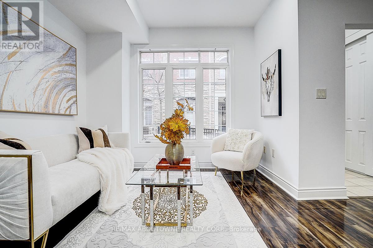 50 - 8 Brighton Place, Vaughan, Ontario  L4J 0E3 - Photo 6 - N12688452