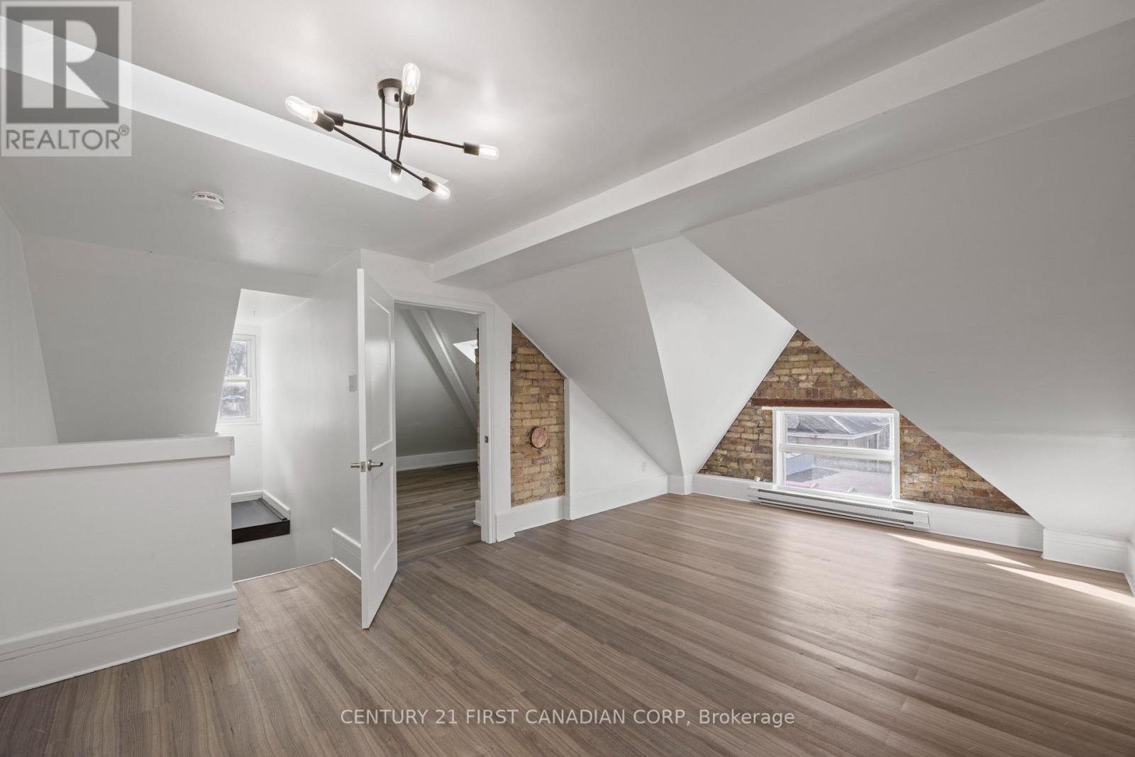 2 - 353 Central Avenue, London East, Ontario  N6B 2E3 - Photo 19 - X12690444