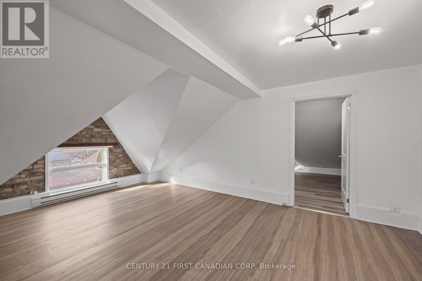 2 - 353 Central Avenue, London East, Ontario  N6B 2E3 - Photo 18 - X12690444