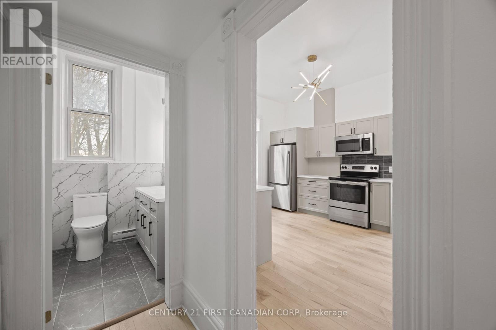 2 - 353 Central Avenue, London East, Ontario  N6B 2E3 - Photo 3 - X12690444