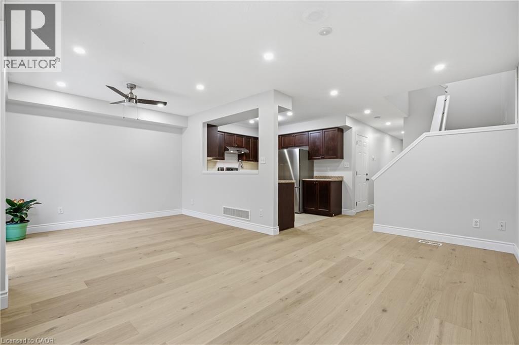 930 Zeller Crescent, Kitchener, Ontario  N2A 0C7 - Photo 12 - 40796154