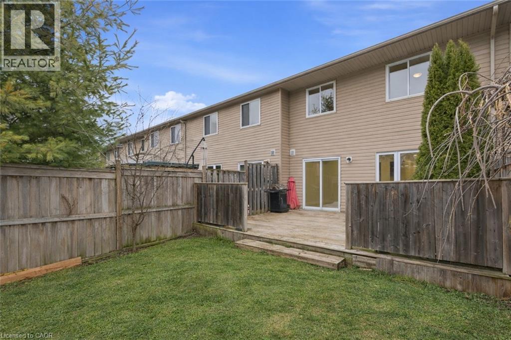 930 Zeller Crescent, Kitchener, Ontario  N2A 0C7 - Photo 31 - 40796154