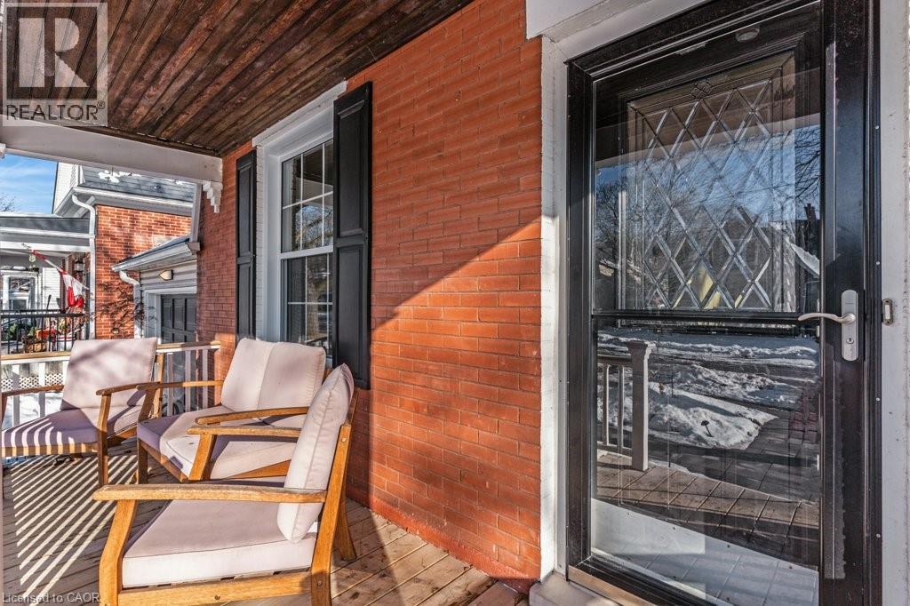 61 Barrie Street, Cambridge, Ontario  N1S 3A8 - Photo 2 - 40793115