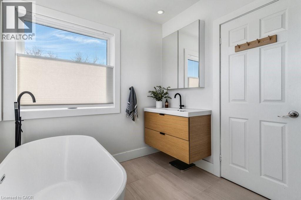 61 Barrie Street, Cambridge, Ontario  N1S 3A8 - Photo 25 - 40793115