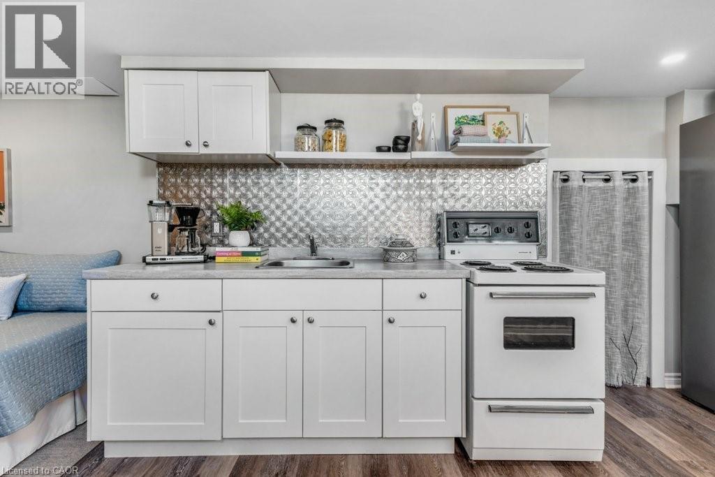 61 Barrie Street, Cambridge, Ontario  N1S 3A8 - Photo 33 - 40793115