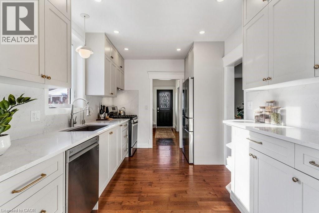 61 Barrie Street, Cambridge, Ontario  N1S 3A8 - Photo 9 - 40793115