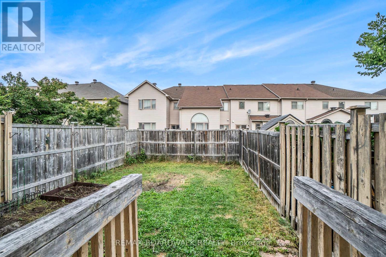 714 Regiment Avenue, Ottawa, Ontario  K2M 0E3 - Photo 20 - X12376004