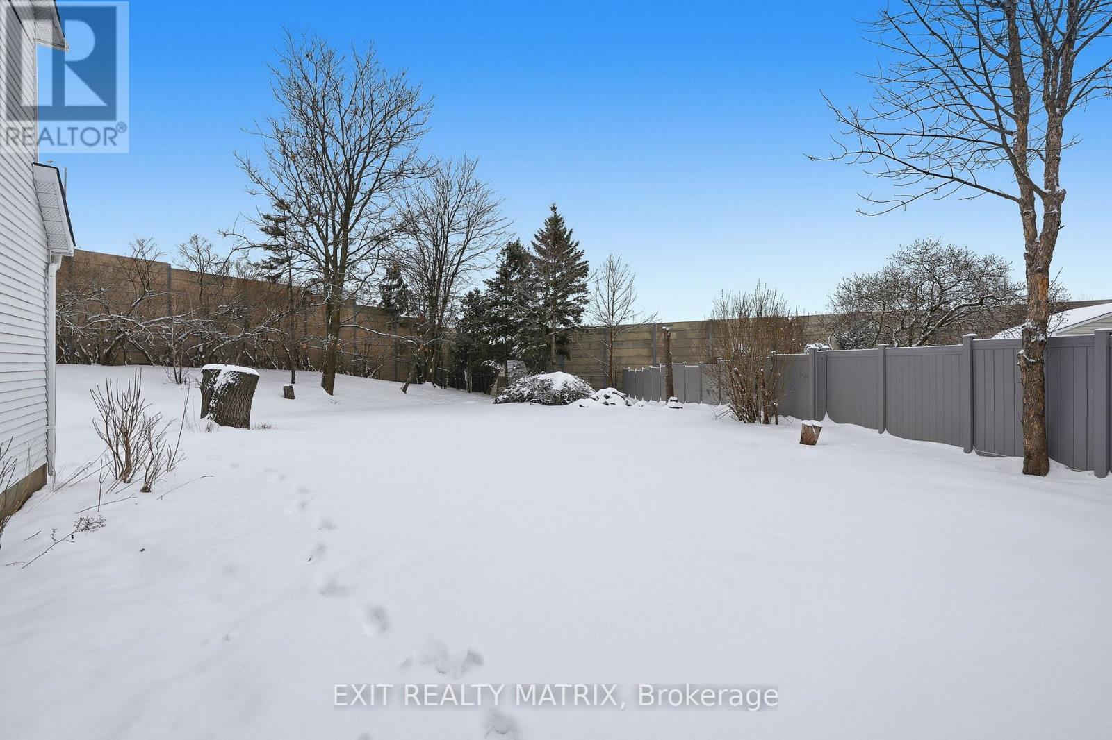1123 Burgundy Lane, Ottawa, Ontario  K1C 2M9 - Photo 26 - X12670508