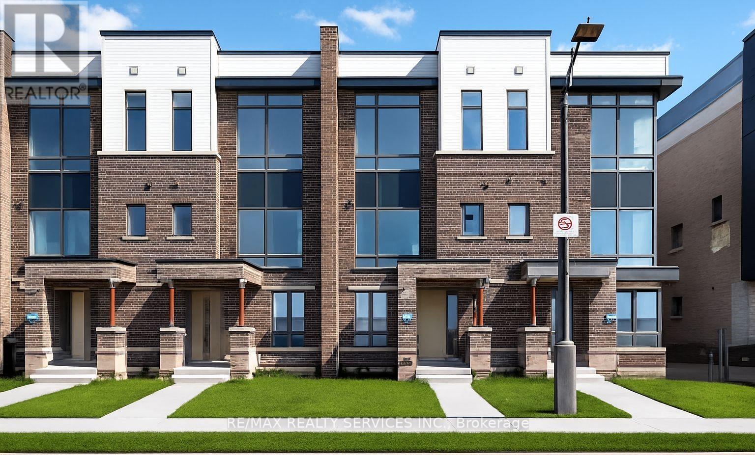 3051 Meadowridge Drive, Oakville, Ontario  L6H 7Z4 - Photo 1 - W12690468