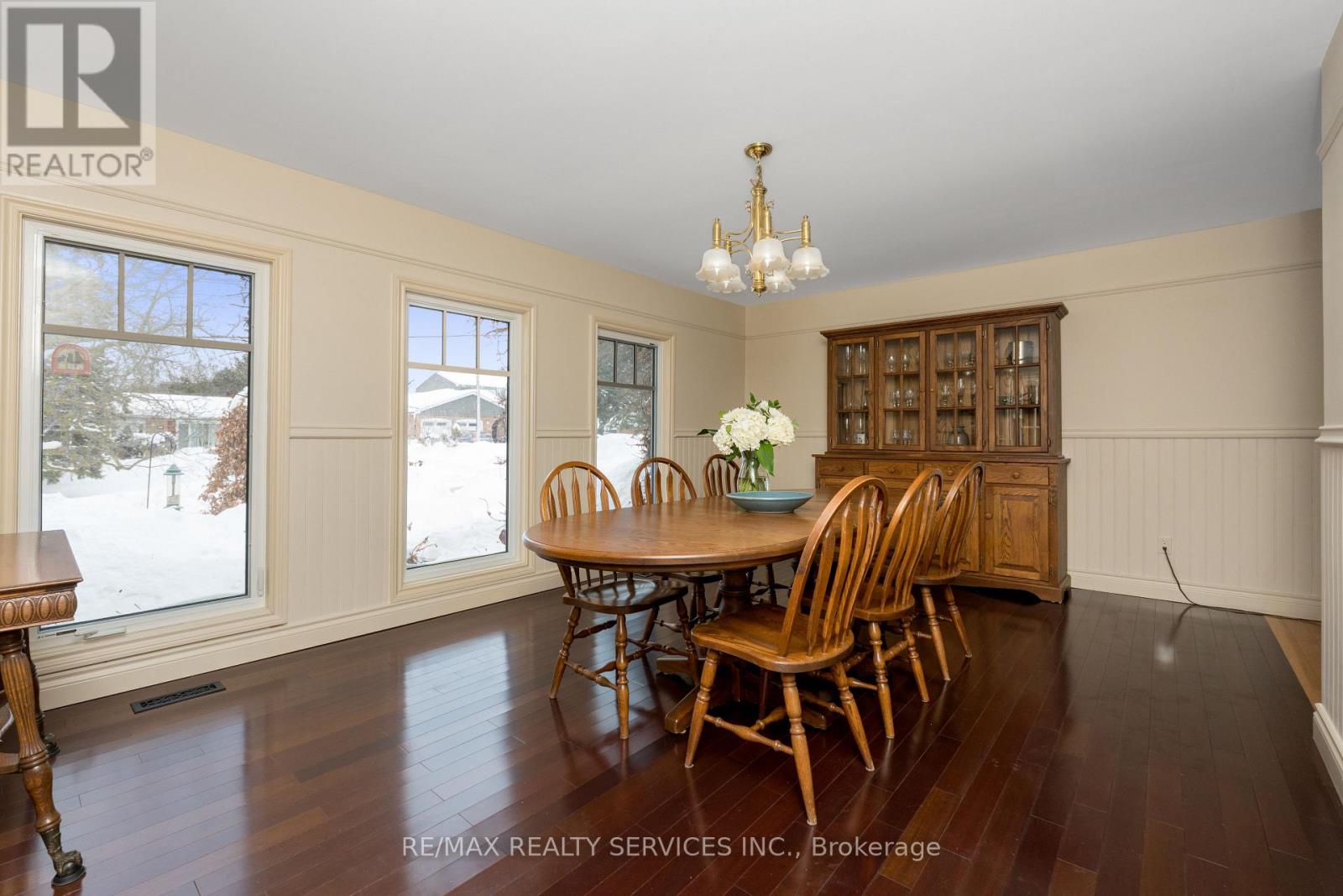 25 Orsi Road, Caledon, Ontario  L7C 1H6 - Photo 19 - W12690490