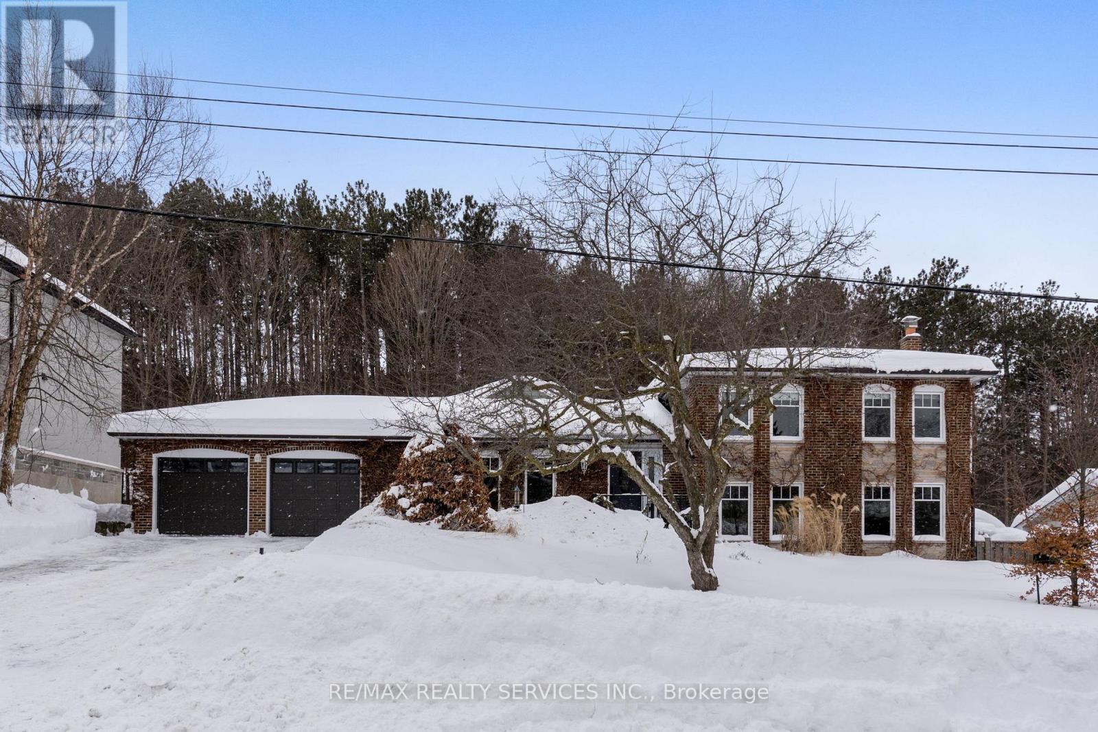 25 Orsi Road, Caledon, Ontario  L7C 1H6 - Photo 2 - W12690490
