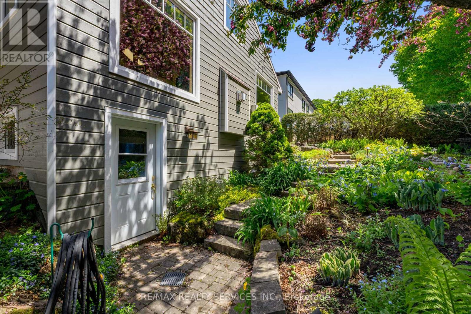 25 Orsi Road, Caledon, Ontario  L7C 1H6 - Photo 43 - W12690490