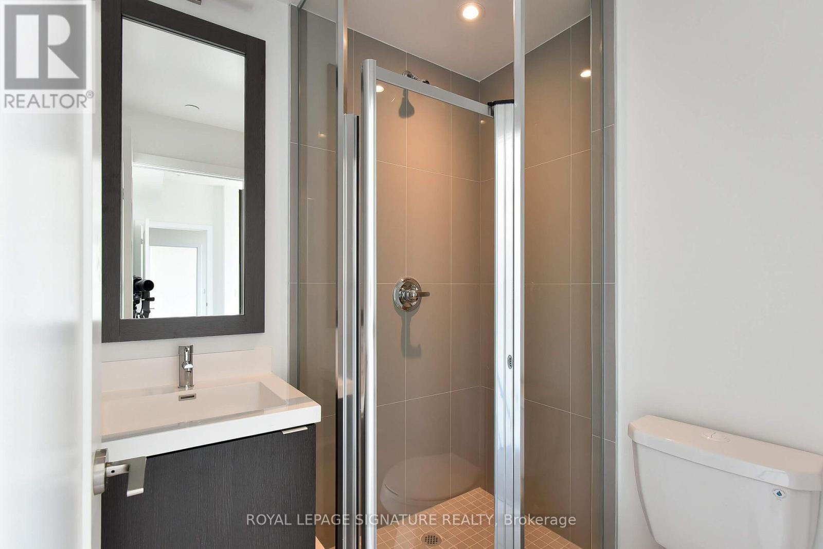 4201 - 7 Mabelle Avenue, Toronto, Ontario  M9A 4X7 - Photo 14 - W12690504