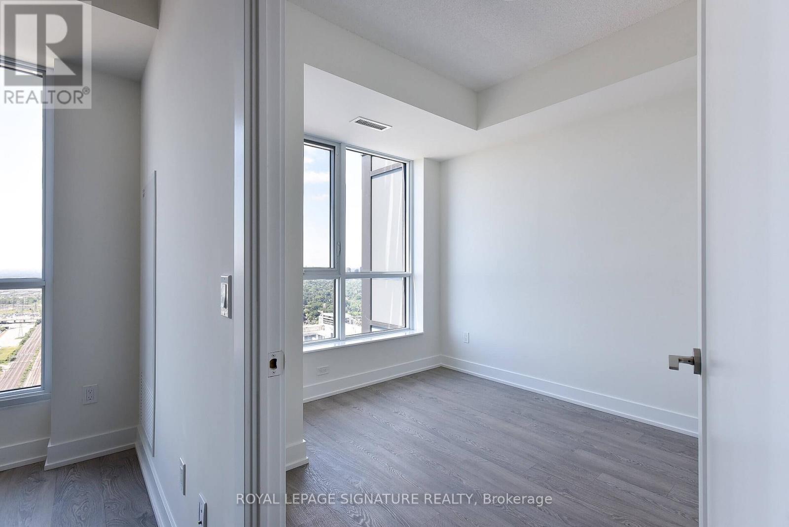 4201 - 7 Mabelle Avenue, Toronto, Ontario  M9A 4X7 - Photo 16 - W12690504