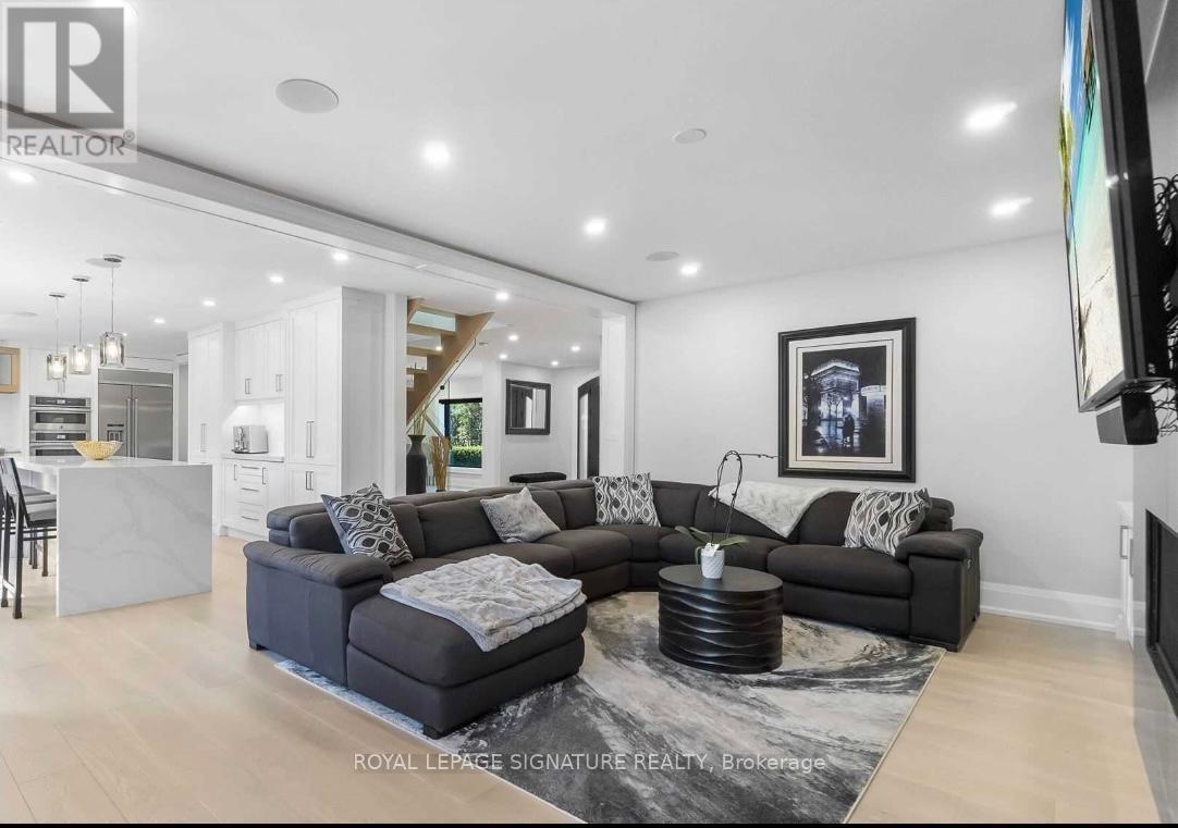 2506 Camilla Road, Mississauga, Ontario  L5A 2K5 - Photo 8 - W12690528