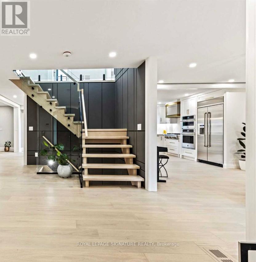 2506 Camilla Road, Mississauga, Ontario  L5A 2K5 - Photo 3 - W12690532