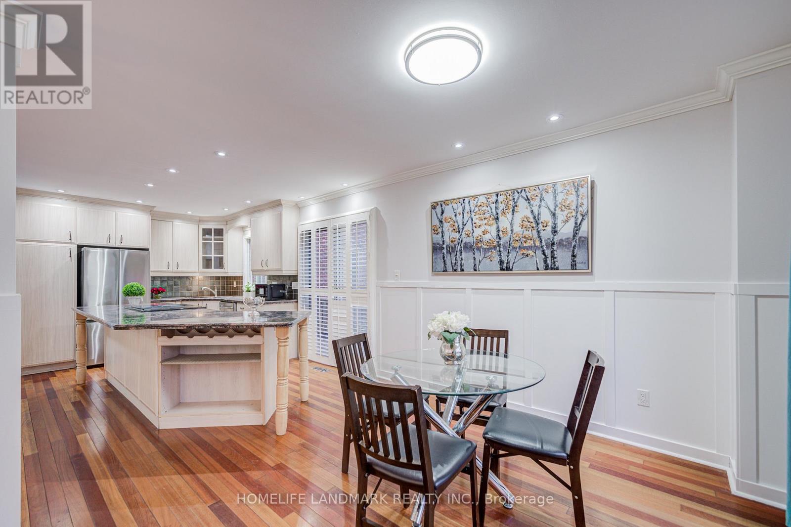 377 Parkridge Crescent, Oakville, Ontario  L6M 1A8 - Photo 16 - W12690580