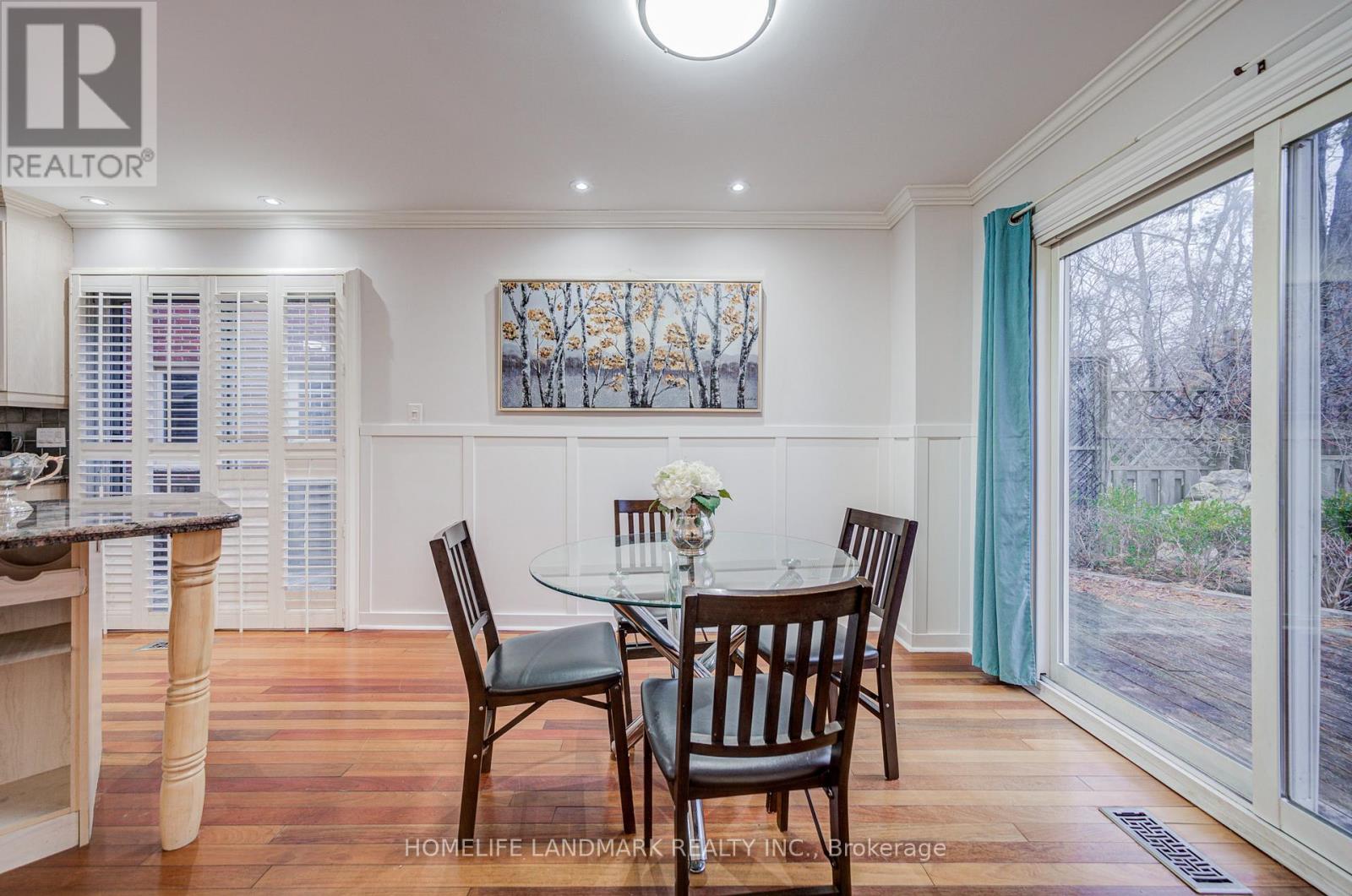 377 Parkridge Crescent, Oakville, Ontario  L6M 1A8 - Photo 17 - W12690580