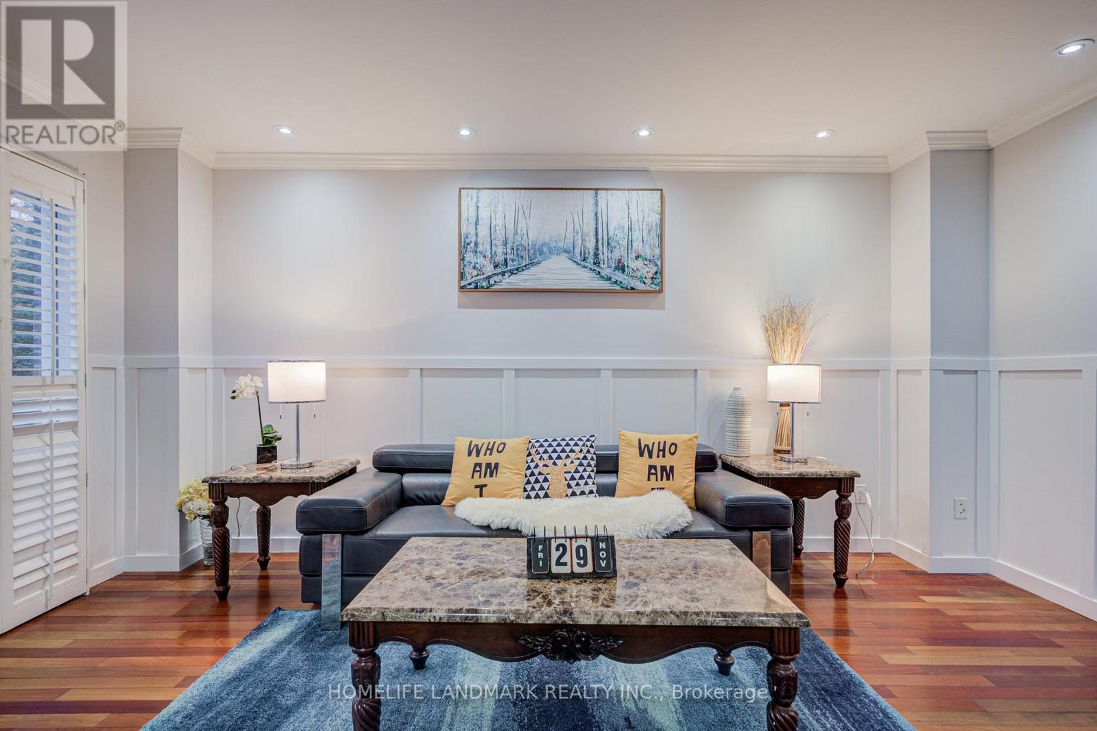 377 Parkridge Crescent, Oakville, Ontario  L6M 1A8 - Photo 9 - W12690580