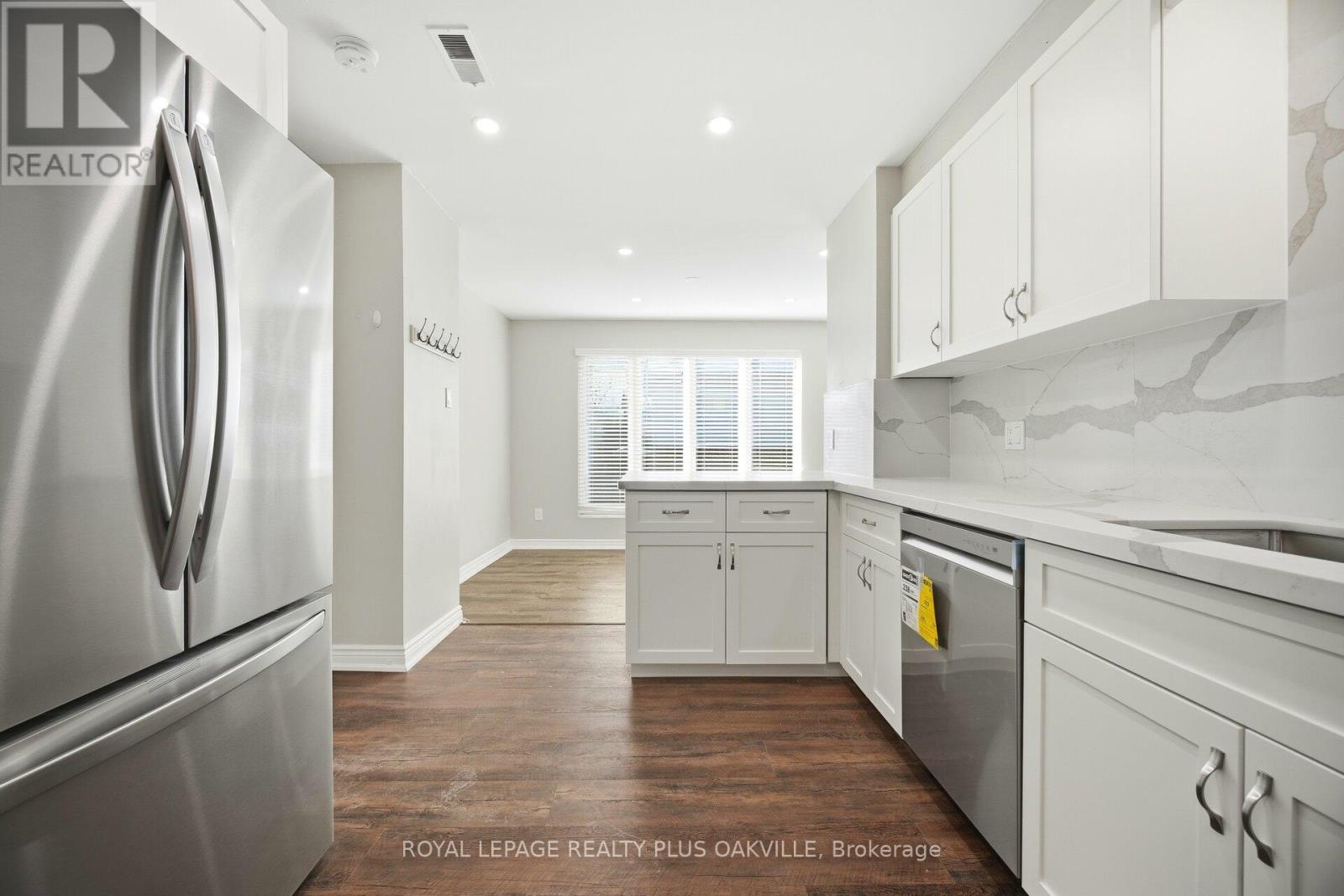 3 - 312 Reynolds Street, Oakville, Ontario  L6J 3L8 - Photo 15 - W12690626