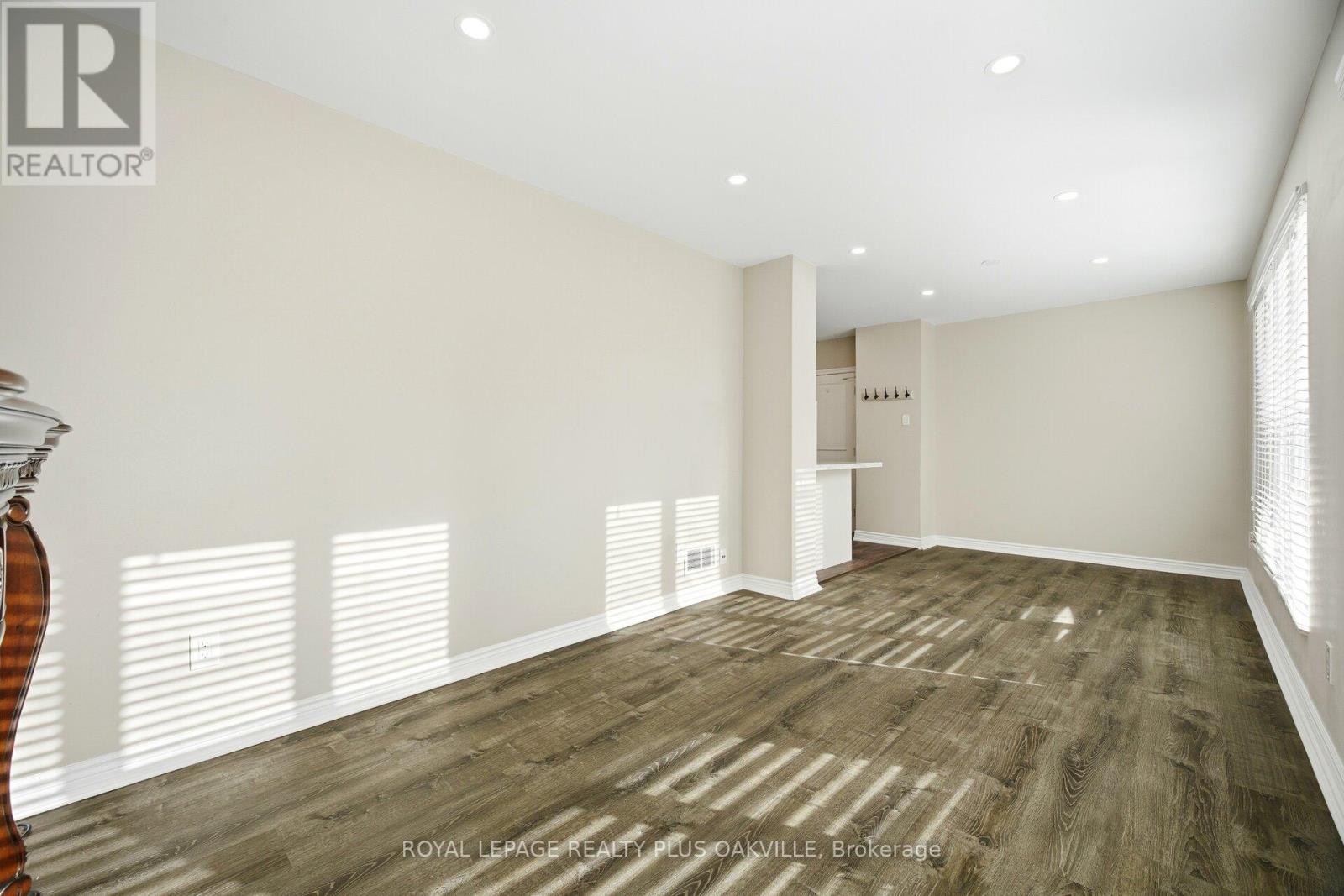 3 - 312 Reynolds Street, Oakville, Ontario  L6J 3L8 - Photo 25 - W12690626