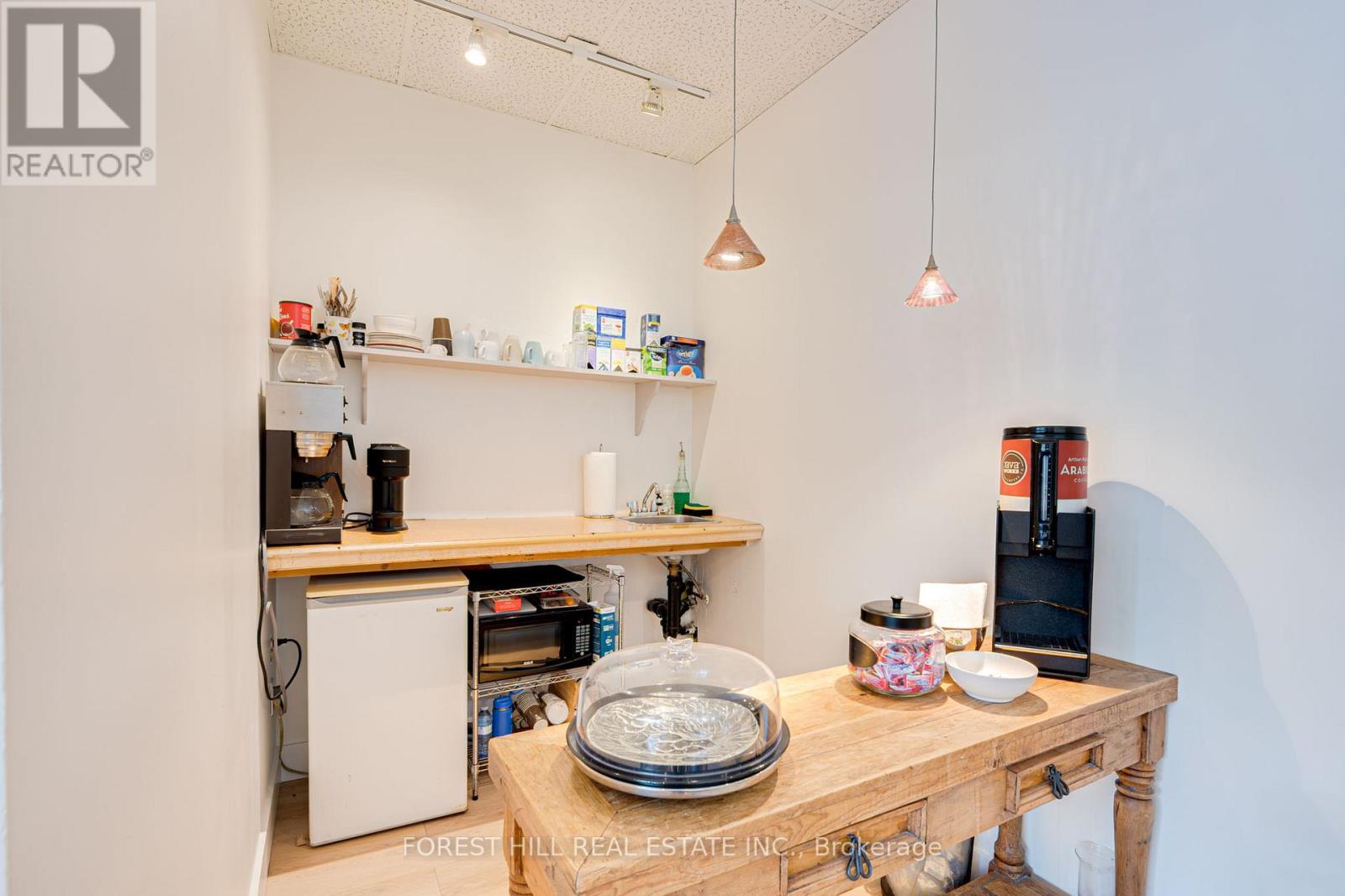 3 - 49 Mississauga Road N, Mississauga, Ontario  L5H 2H9 - Photo 10 - W12690656