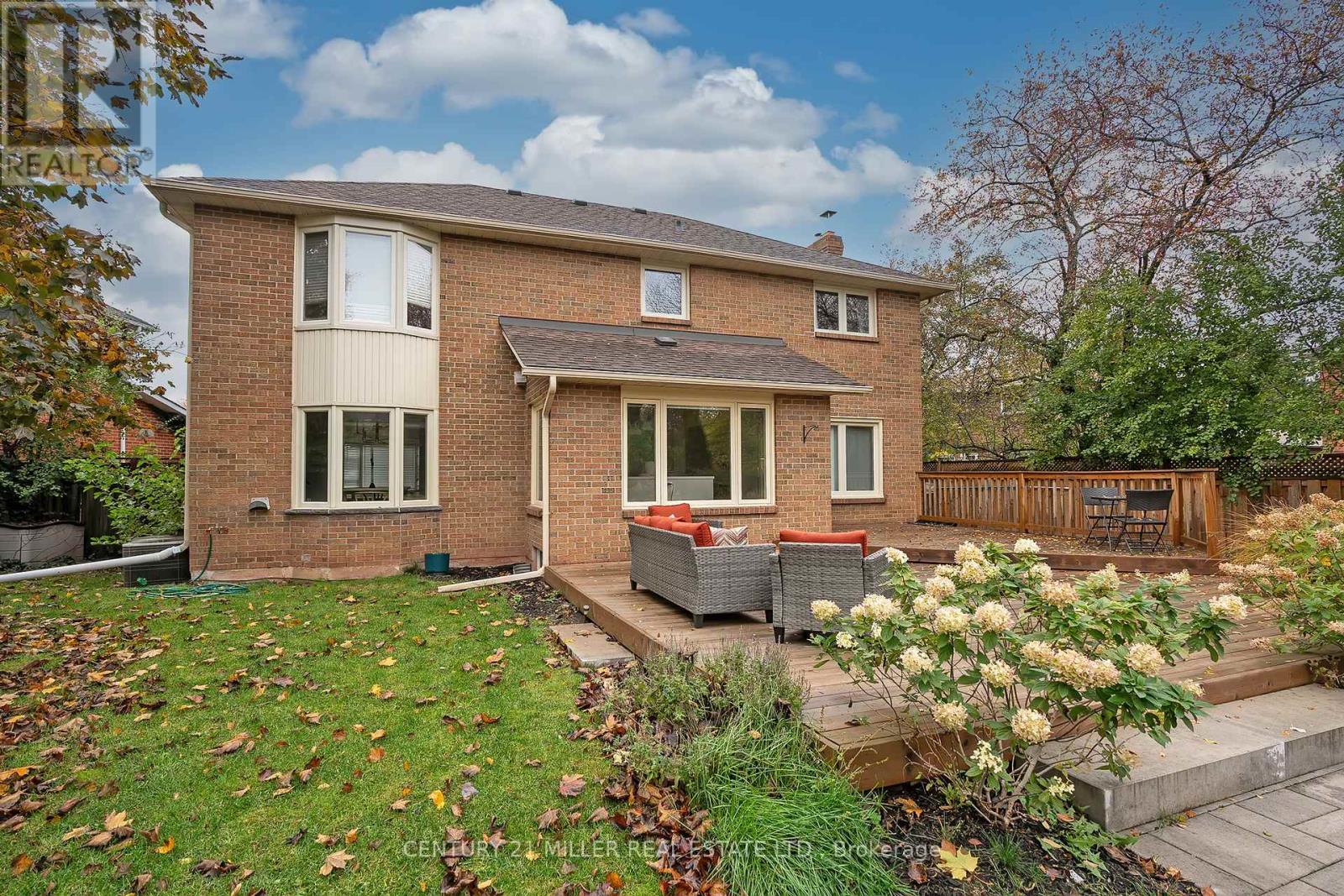 1267 Windrush Drive, Oakville, Ontario  L6M 1V2 - Photo 32 - W12690668