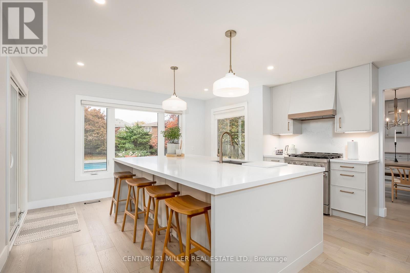 1267 Windrush Drive, Oakville, Ontario  L6M 1V2 - Photo 9 - W12690668