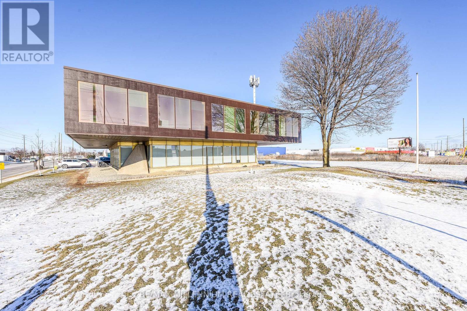 216 - 1300 Steeles Avenue E, Brampton, Ontario  L6T 1A2 - Photo 1 - W12690700