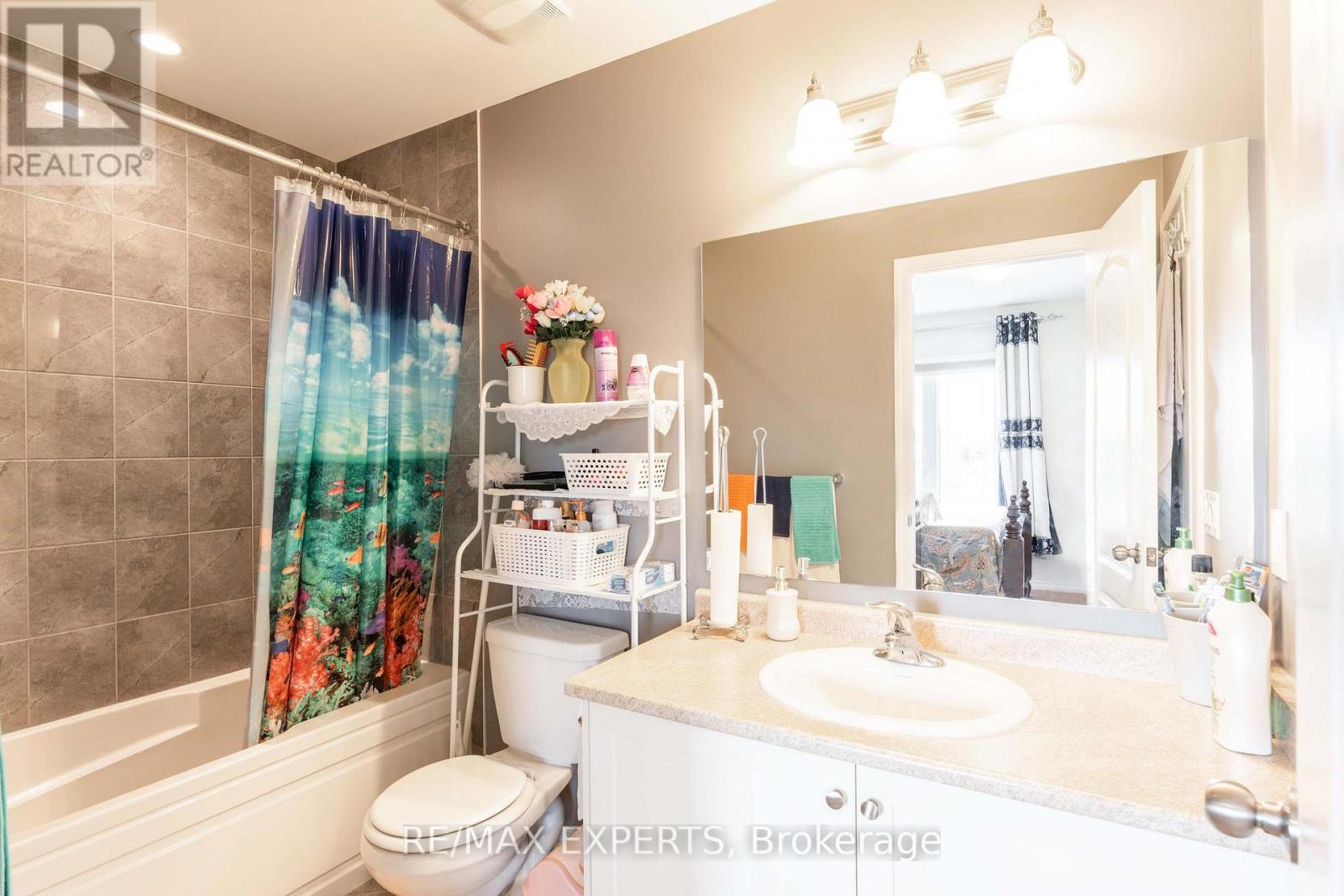 404 Dougall Avenue, Caledon, Ontario  L7C 4C9 - Photo 18 - W12690720