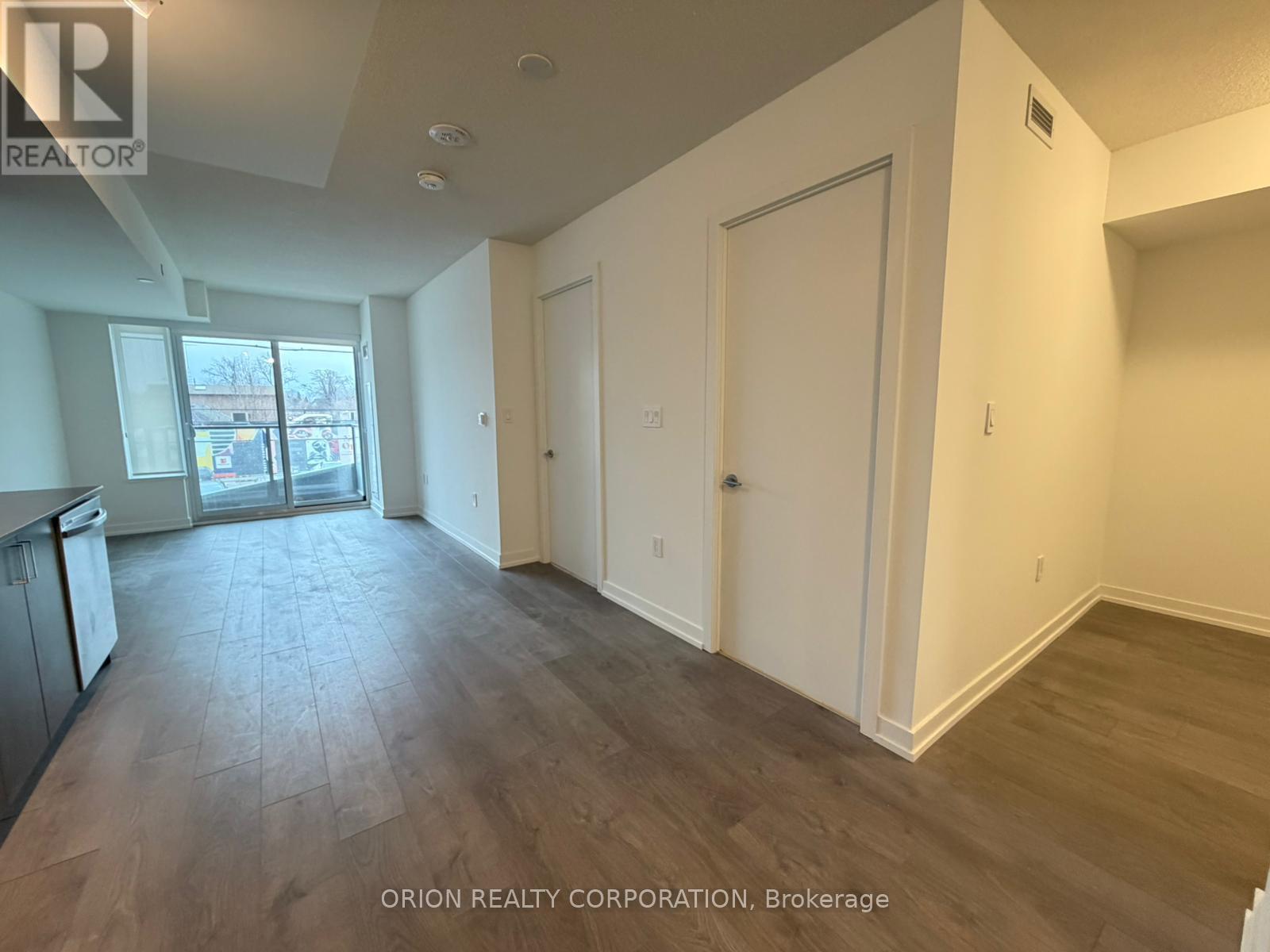 217 - 556 Marlee Avenue, Toronto, Ontario  M6B 0B1 - Photo 4 - W12690738