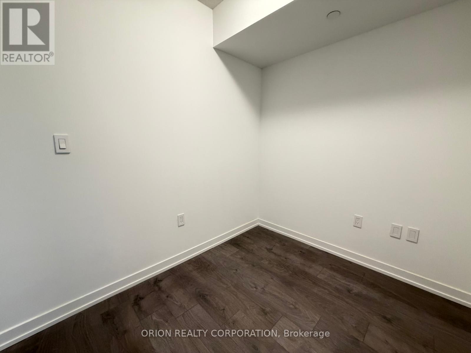 217 - 556 Marlee Avenue, Toronto, Ontario  M6B 0B1 - Photo 5 - W12690738