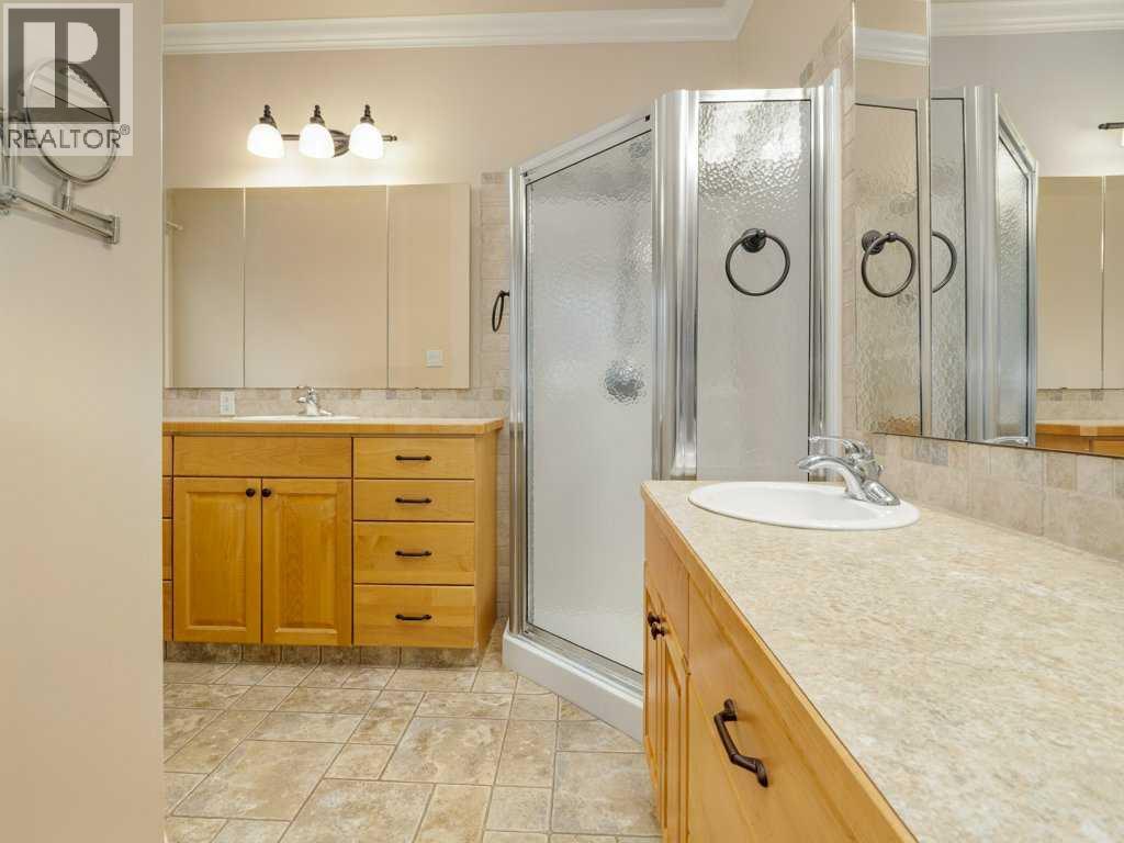 21 Fairmont Park Landing S, Lethbridge, Alberta  T1K 7L1 - Photo 40 - A2275687