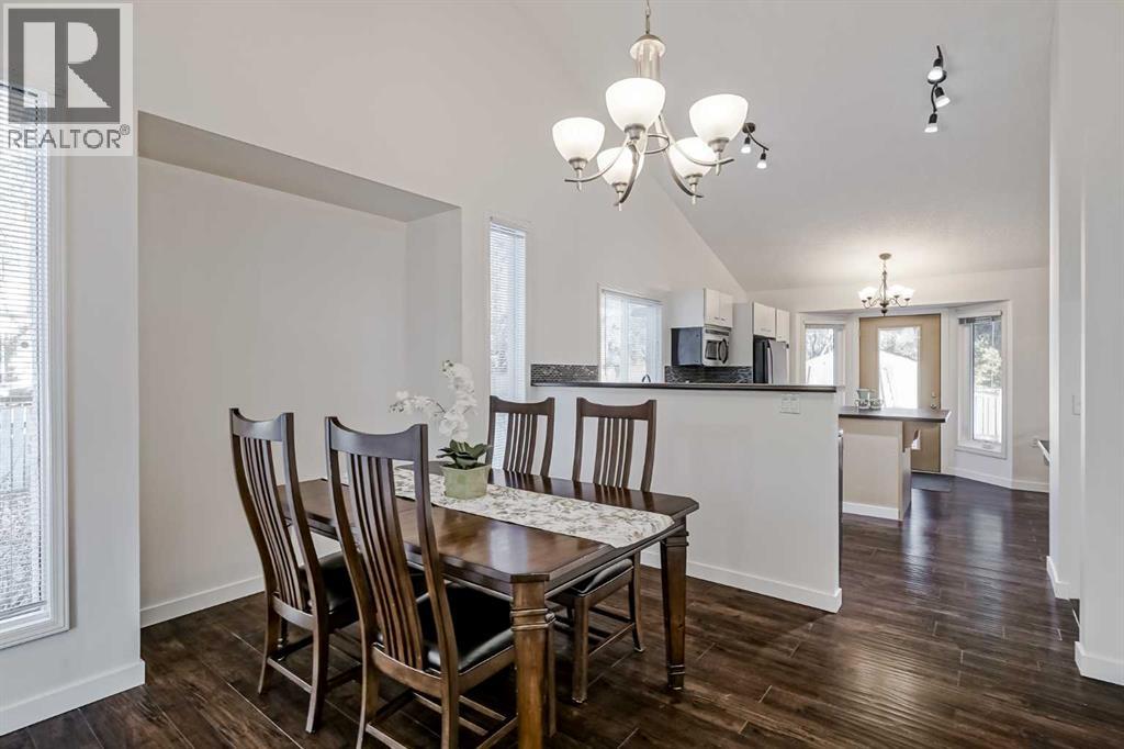 8 Millbank Road Sw, Calgary, Alberta  T2Y 2B7 - Photo 8 - A2266962