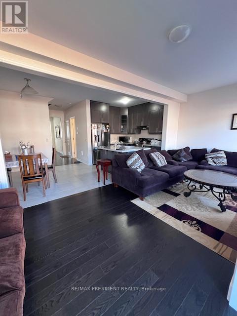 50 Beasley Grove, Hamilton, Ontario  L9G 3K9 - Photo 8 - X12690500