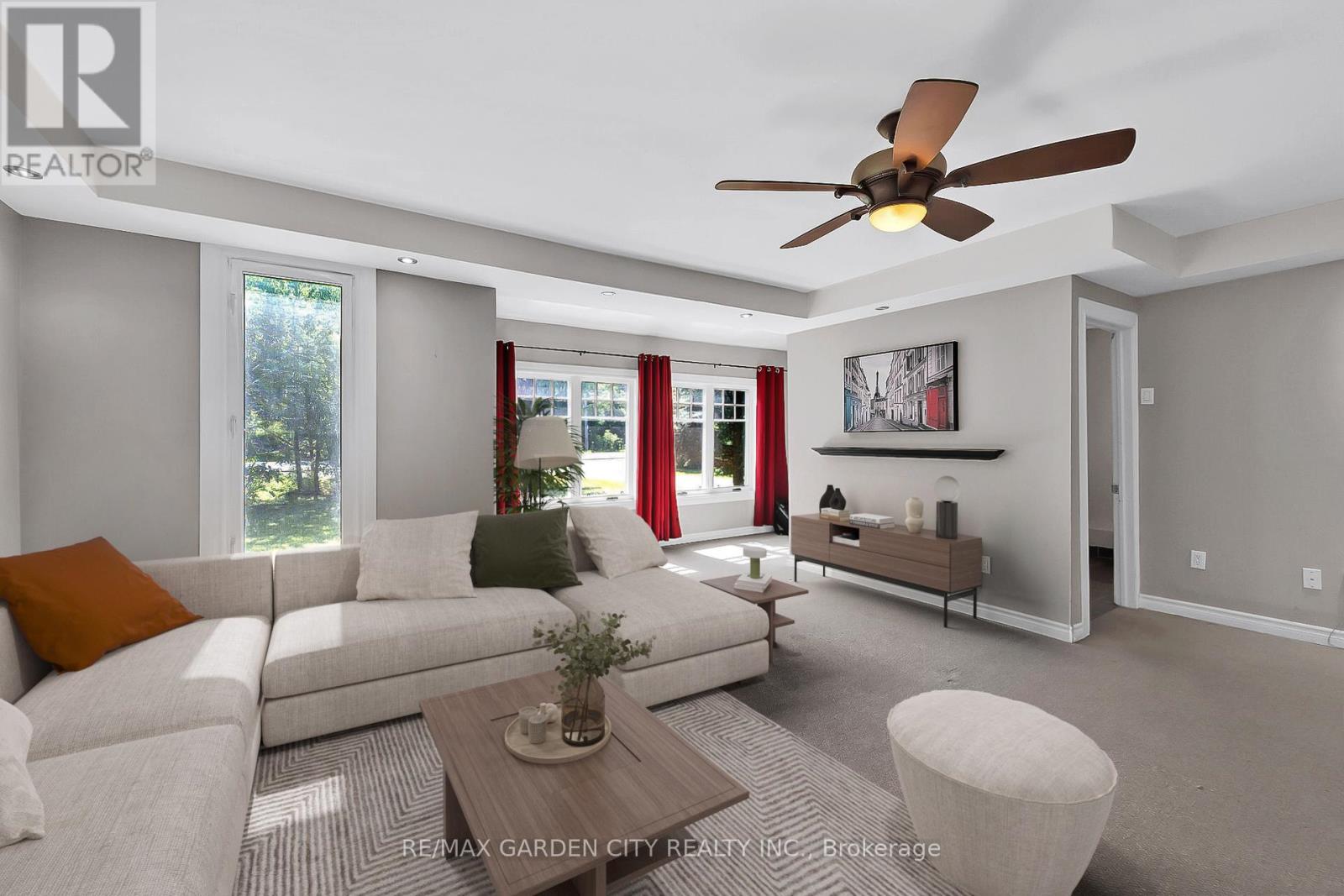 126 Mountain Road, Grimsby, Ontario  L3M 4E7 - Photo 5 - X12690582