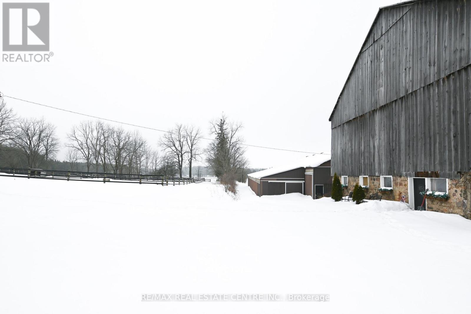 5192 Third Line, Erin, Ontario  L7J 2L8 - Photo 12 - X12690596